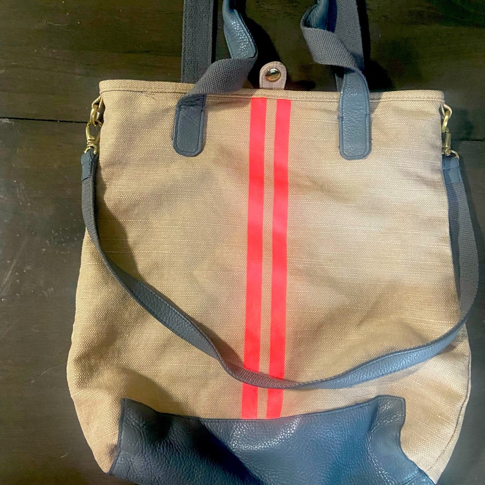 (Khaki/Gray/Neon Pink Center Strip) Gap Shoulder Bag